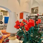 La Maison De L'artiste & Bike