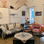 La Maison De L'artiste & Bike