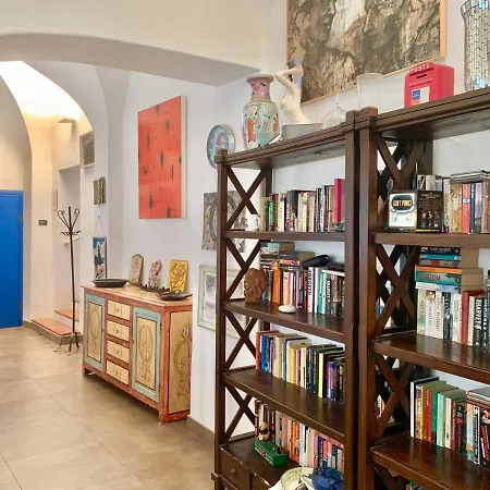 La Maison De L'artiste & Bike Finale Ligure