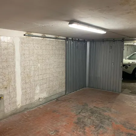 La Maison De L'artiste & Bike דירה *