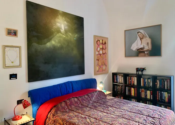 La Maison De L'artiste & Bike * Finale Ligure