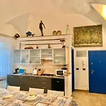 La Maison De L'artiste & Bike * Finale Ligure