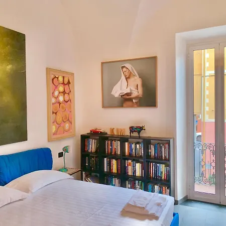 Apartment La Maison De L'artiste & Bike