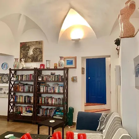 La Maison De L'artiste & Bike Finale Ligure