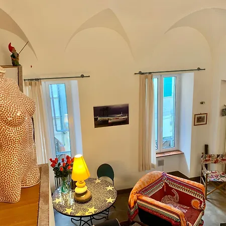 La Maison De L'artiste & Bike *