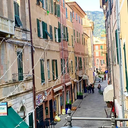 La Maison De L'artiste & Bike * Finale Ligure