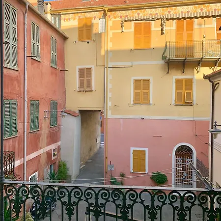 La Maison De L'artiste & Bike Apartment