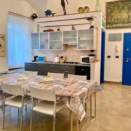 La Maison De L'artiste & Bike Apartment