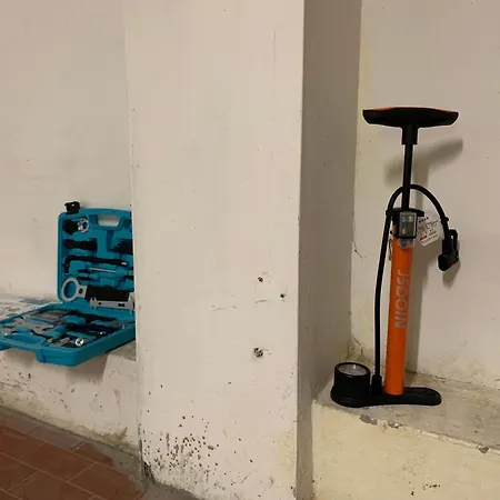 La Maison De L'artiste & Bike Apartment