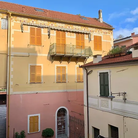 La Maison De L'artiste & Bike Finale Ligure