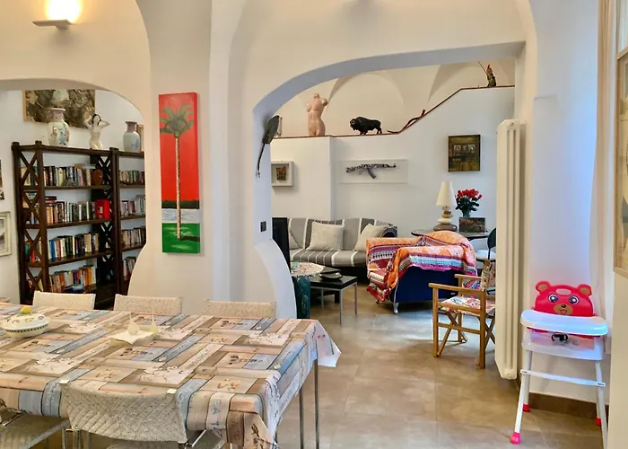 La Maison De L'artiste & Bike Appartement Finale Ligure