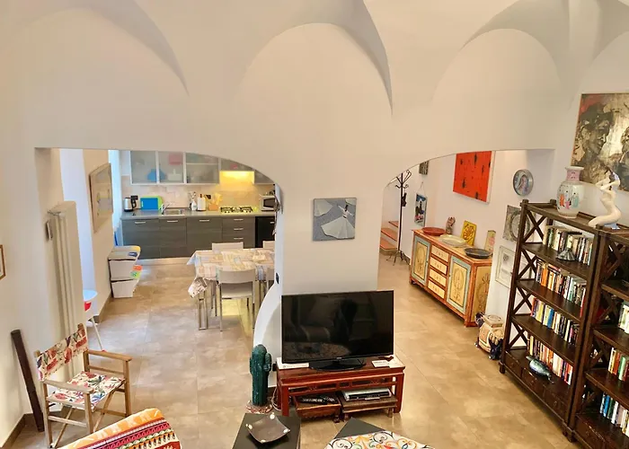 La Maison De L'artiste & Bike Appartement *