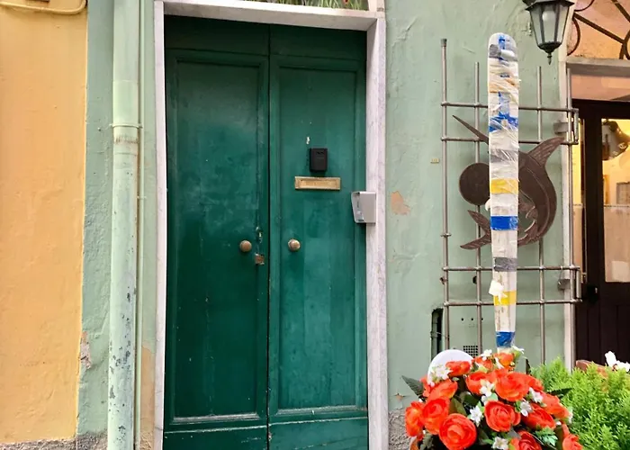 La Maison De L'artiste & Bike Appartement *